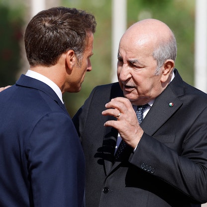 وسط مساعي المصالحة.. الرئيس الجزائري يزور فرنسا في مايو
