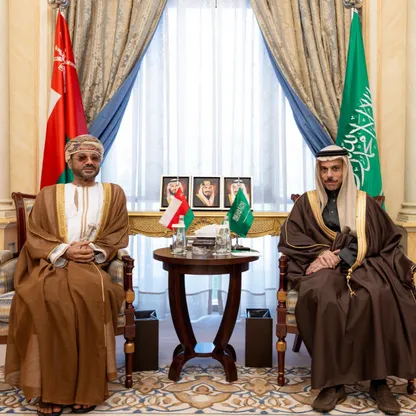 وزير الخارجية السعودي يبحث "الأوضاع الإقليمية" مع وزيري خارجية الكويت وعُمان