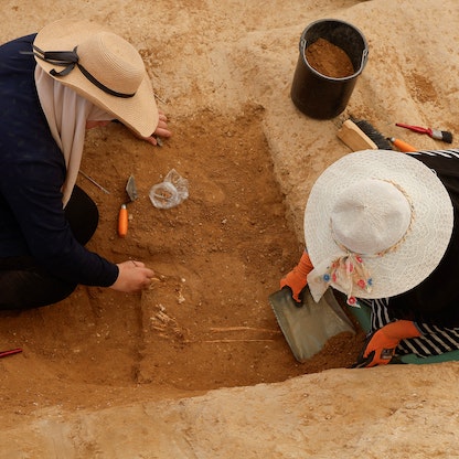 اكتشاف مقبرة أثرية ضخمة في غزة تعود للعصر الروماني