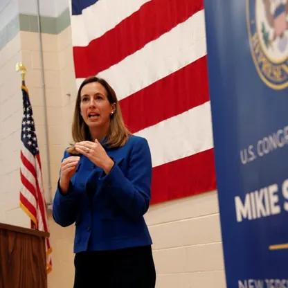 قلق الديمقراطيين يتصاعد.. سباق حاكم نيوجيرسي على المحك بسبب أخطاء ميكي شيريل