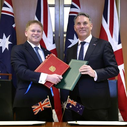 أستراليا وبريطانيا توقعان اتفاقية دفاعية جديدة تقضي بتبادل القوات والمعلومات