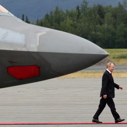 تحليق قاذفة B2 ومقاتلات F35 بقمة ألاسكا.. ترحيب أم استعراض قوة؟