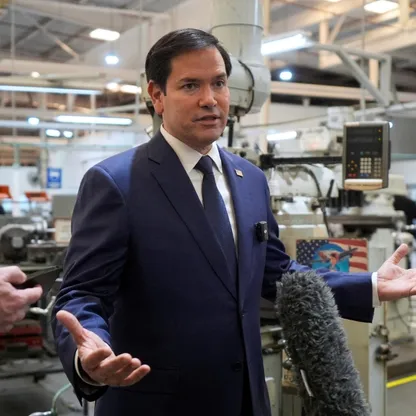 وزير الخارجية الأميركي يوجه باعتبار "السمنة" سبباً لرفض التأشيرات