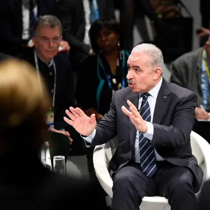 اشتية لـ"الشرق": الفلسطينيون موحدون على "حل الدولتين" ويجب إجبار إسرائيل على قبوله
