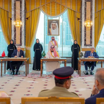 "اتفاقية مكة" للدفاع المشترك.. تحالف تكاملي يعيد صياغة توازنات الأمن الإقليمي