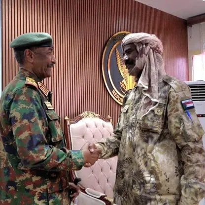 السودان.. البرهان يستقبل "النور القبة" بعد انشقاقه عن "الدعم السريع"