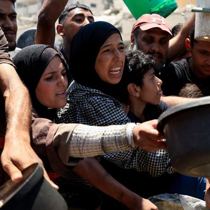 أوباما يدعو للسماح بإيصال المساعدات إلى غزة: لا مبرر لحرمان المدنيين من الطعام
