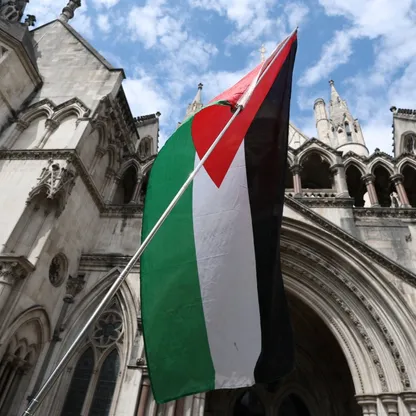 "اعتراف مشروط".. كيف حولت بريطانيا دعم فلسطين إلى "إنذار" لإسرائيل؟