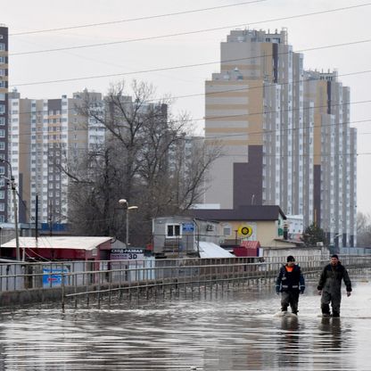 السلطات الروسية تدعو الآلاف من سكان أورينبورج إلى إخلاء المدينة بسبب الفيضانات