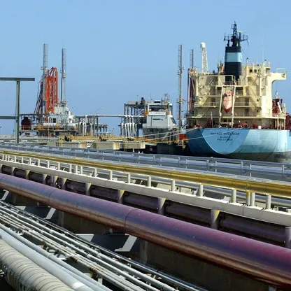 كلمة السر "الخام الثقيل".. لماذا يطارد ترمب نفط فنزويلا؟