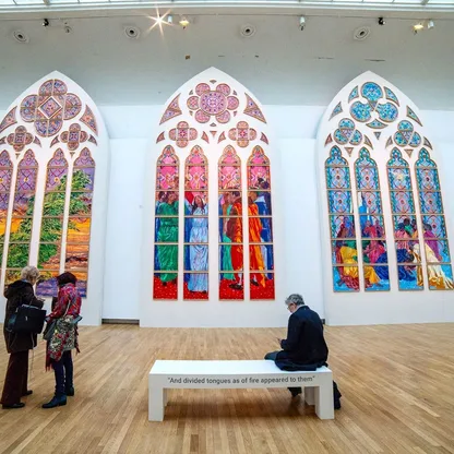 نوافذ "نوتردام" الجديدة أعمال فنية معاصرة