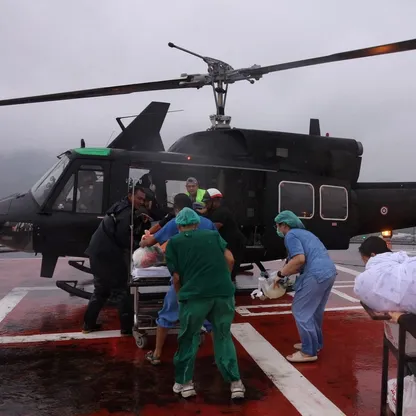 تايلندا.. إجلاء سكان عالقين على أسطح المنازل بالمروحيات بسبب الفيضانات