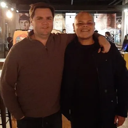 نائب كندي معارض يعرض استثمار صداقته مع فانس لإصلاح العلاقات مع واشنطن