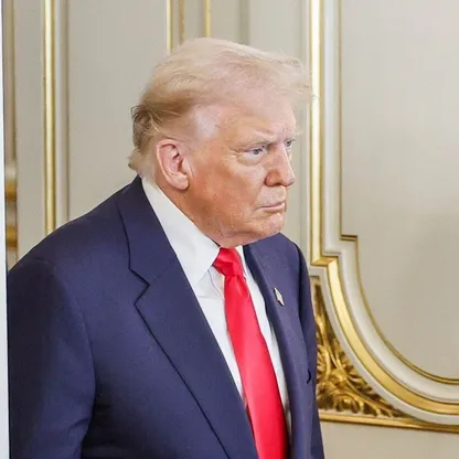 ترمب: مداهمات الهجرة لم تذهب بعيداً.. وممداني "شيوعي"