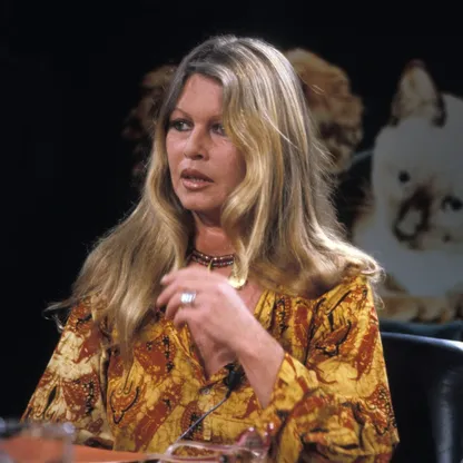 وفاة الممثلة والمغنية الفرنسية بريجيت باردو.. وماكرون ينعي "أسطورة القرن"