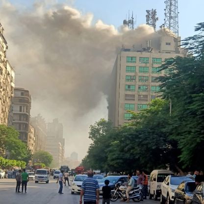 مصر.. حريق هائل في سنترال رمسيس يؤثر على خدمات الإنترنت بالقاهرة