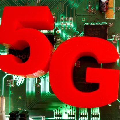 الصين تطلق خدمات شبكات 5.5G وأبل تختبر 6G