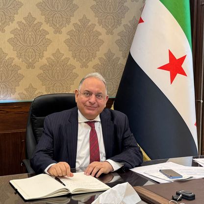 بعد رفع العقوبات عن سوريا.. وزير المالية: ندعو إلى الاستثمار في بلادنا