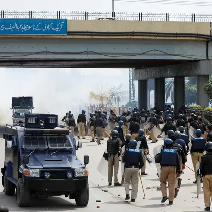سقوط 12 جندياً باكستانياً في كمين مسلح نصبته "طالبان باكستان"