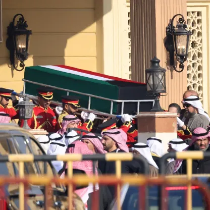 الكويت تودع أميرها الراحل الشيخ نواف الأحمد وتستقبل المعزين