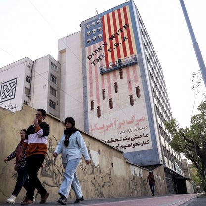 إيران تبدي استعدادها لـ"مفاوضات مباشرة" مع واشنطن "حال توفر الظروف"