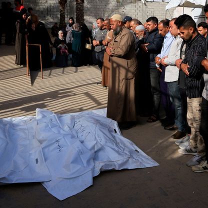 قصف إسرائيلي يقتل 10 فلسطينيين في خان يونس جنوب غزة