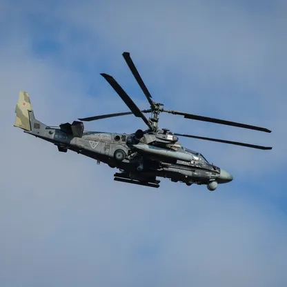 روسيا تزود مروحياتها الهجومية Ka-52 بصواريخ موجهة لإسقاط المسيرات