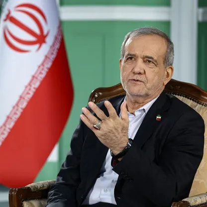 الرئيس الإيراني: فتح مسار عبور في مضيق هرمز مرهون بـ4 التزامات أميركية