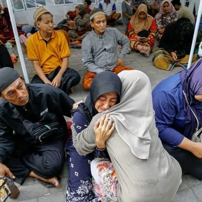 إندونيسيا.. ضحايا في انهيار مدرسة والسلطات تبحث عن 38 مفقوداً