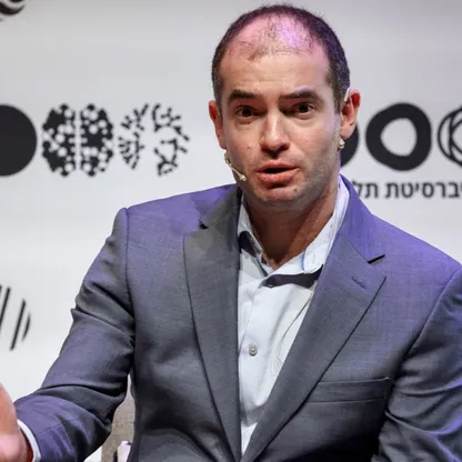 كبير علماء OpenAI السابق يؤسس شركة "ذكاء اصطناعي خارق"