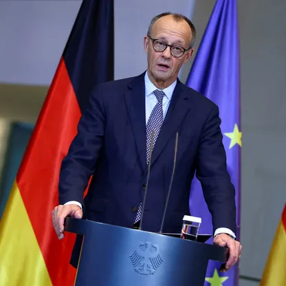 المستشار الألماني: بوتين يشبه هتلر ولن يتوقف عند حدود أوكرانيا