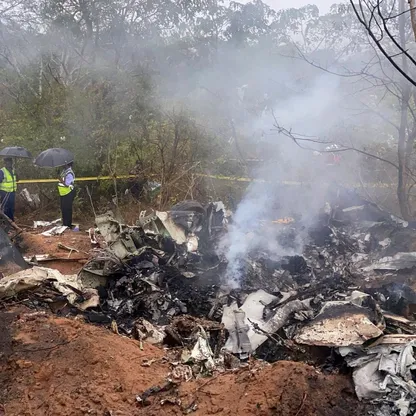 كينيا.. ضحايا في تحطم طائرة خفيفة بمنطقة كوالي الساحلية