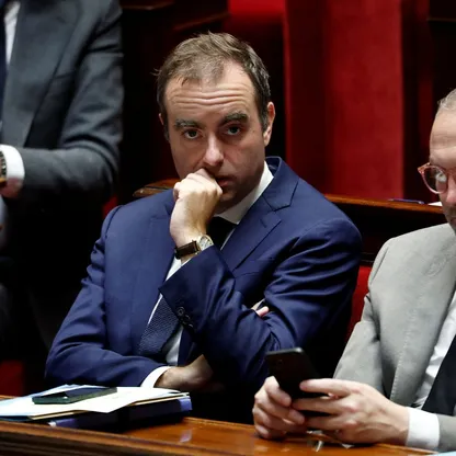 فرنسا.. حكومة لوكورنو الجديدة تنجو من اقتراعين لحجب الثقة بدعم اليسار