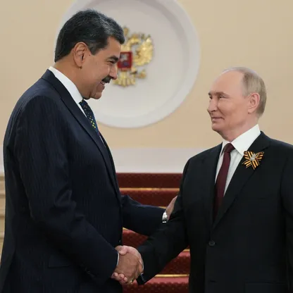 رداً على تقارير طلب مادورو للدعم العسكري.. الكرملين: نتواصل مع أصدقائنا في فنزويلا