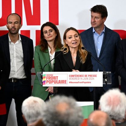 انقسامات تهدد "وحدة اليسار" في انتخابات فرنسا.. وهولاند يدخل السباق