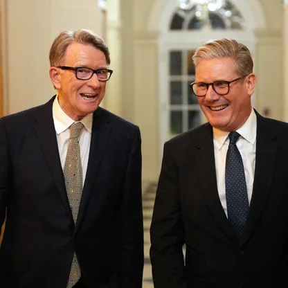 ستارمر يواجه مجلس العموم للدفاع عن نفسه بشأن فضيحة "تدقيق ماندلسون"