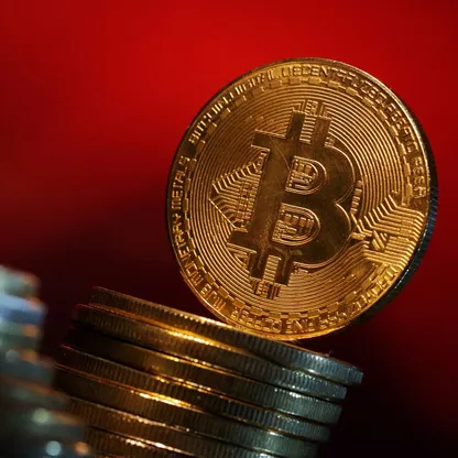 بريطانيا.. رجل يتهم طليقته بسرقة عملات بيتكوين بـ238 مليون دولار من محفظته