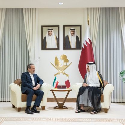 وزير الخارجية القطري يلتقي عراقجي ويرحب باستئناف محادثات طهران وواشنطن