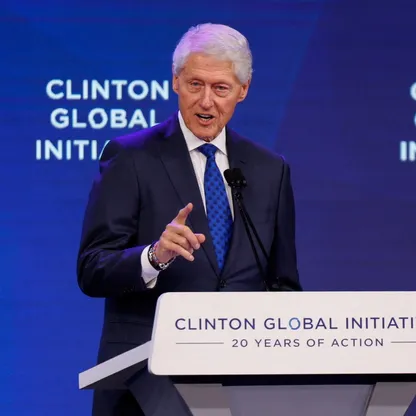 لجنة بـ"النواب الأميركي" تسعى لاستجواب كلينتون ضمن "تحقيق إبستين"