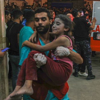 بالصور والفيديو.. قصف مستشفى "المعمداني" في غزة وردود فعل دولية تندد