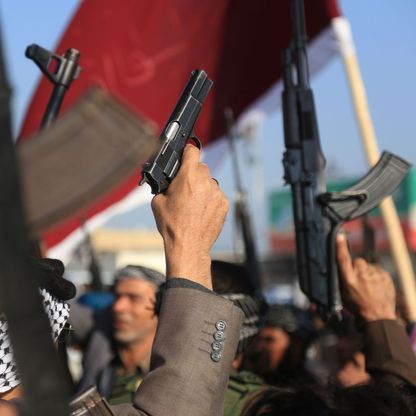 "المعركة الأخيرة".. هل ينجح السوداني في نزع سلاح "الدولة الموازية" بالعراق؟