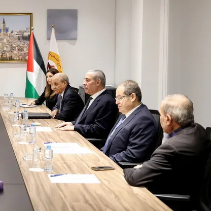 حسين الشيخ يبحث مع توني بلير ومبعوث أميركي تطورات "اليوم التالي" في غزة