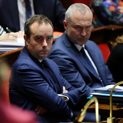 فرنسا.. ضغوط المعارضة تدفع الحكومة نحو تنازلات إضافية لتمرير "موازنة 2026"