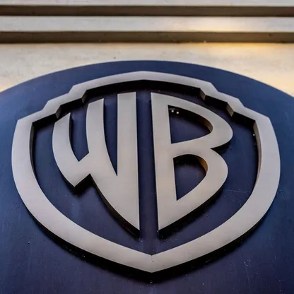 باراماونت تعلن عن عرض استحواذ "عدائي" على وارنر براذرز رداً على صفقة نتفليكس