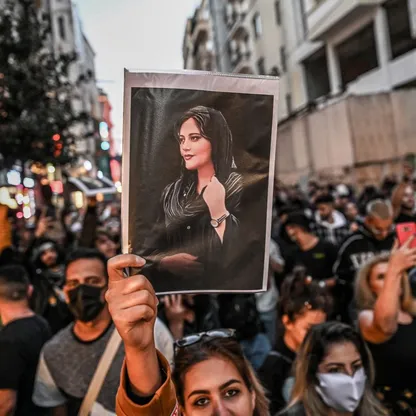 بعثة أممية: إيران ارتكبت "انتهاكات" خلال احتجاجات مهسا أميني
