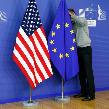 الاتحاد الأوروبي يهدد بحزمة "رسوم انتقامية ضخمة" رداً على تهديدات ترمب