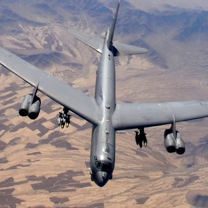 القاذفة النووية الأميركية B-52.. تحديثات تطيل بقاءها نصف قرن