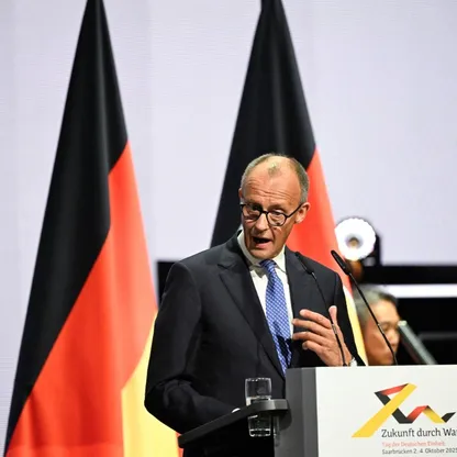 ألمانيا تدرس إعادة النظر في السياسة التجارية مع الصين