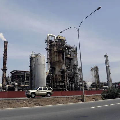 تقرير: واشنطن تخطط لـ"فنزويلا ما بعد مادورو" وشركات النفط الأميركية ترفض العودة