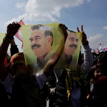 حزب العمال الكردستاني يعلن حل نفسه بعد عقود من الصراع مع تركيا